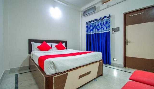 Flagship 24849 Madhuram Vihar