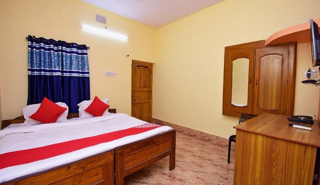 Flagship Hotel Mishra's
