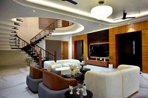 FLORENTINO The Luxury Villa