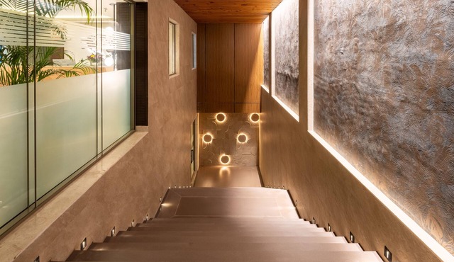 Foxtrail Sector 60- AM Hotel Kollection