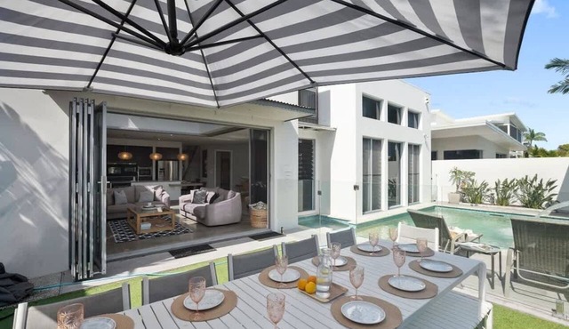 Frangipani Beach House