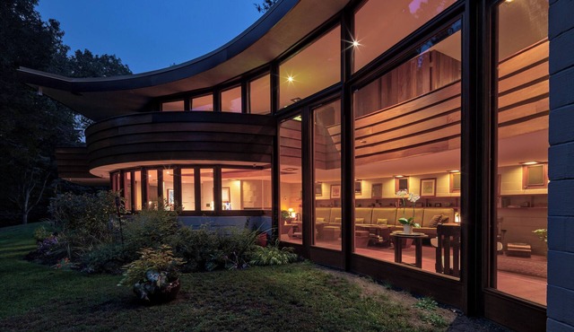 Frank Lloyd Wright's The Meyer House in Galesburg