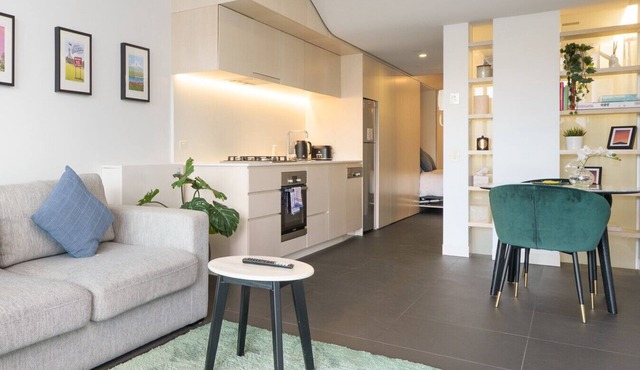 Furnished Nishi Stay with Scenic Mountain Views in Acton