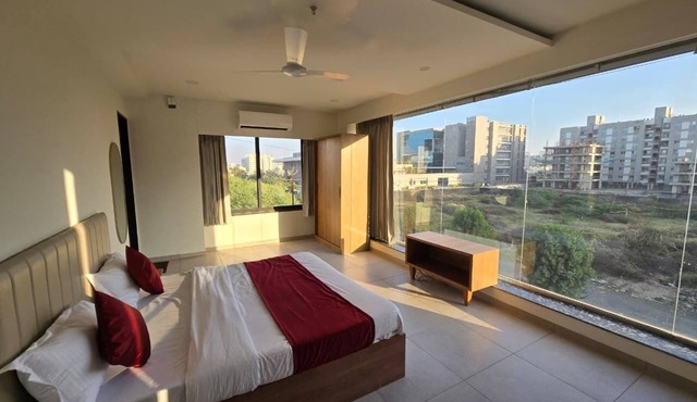GAJRAJ HOTEL