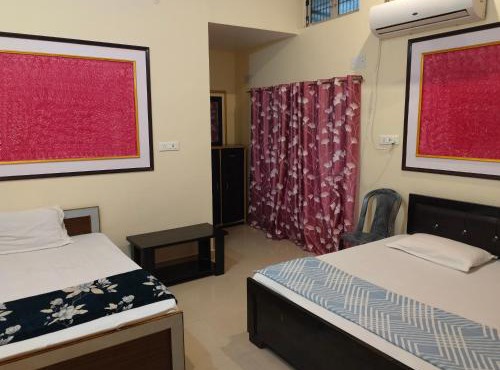 Gayatri palace