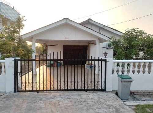 Gemas Homestay RIA