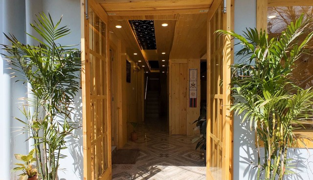 Ghar Bar Boutique Stay & Cafe
