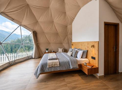 Glamp by Edge Resort Premium Luxury Domes with Mountain Views
