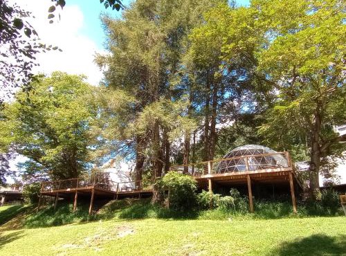 GlampOut Resort - Elk River in Sutton