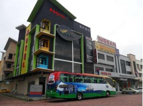 Golden Leaf Hotel Danga Bay