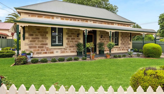 "GraciaDeDios" Beautifully renovated 1910 Cottage in Mount Barker