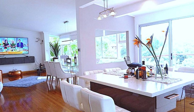 Grand Haven with Sea view! For Executives and Remote! Adults only! City Close!