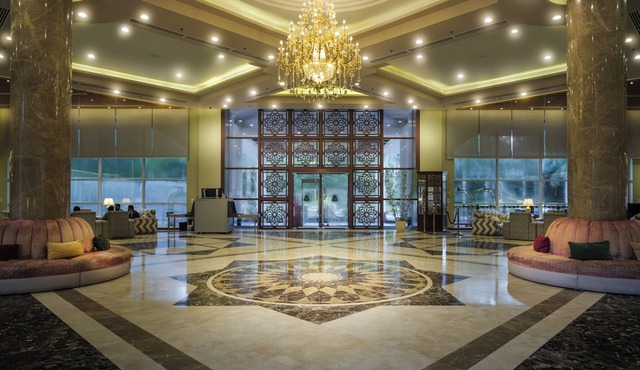 Grand Sultan Tea Resort & Golf