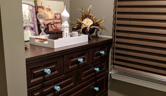 Grosse Pointe Luxury Suite, Private Ground-Level Retreat Near Detroit in Grosse Pointe