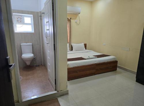 GT Empire Hotel Near Chennai Trade Centre