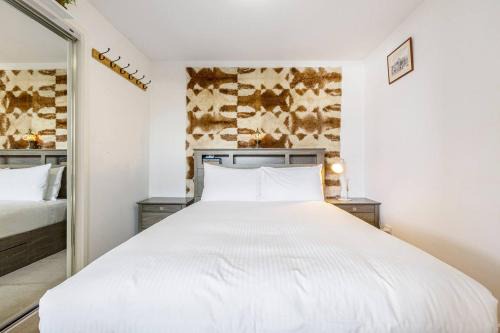 Hampton Beach Nook - Simple Stay near Dining & Beach in Melbourne