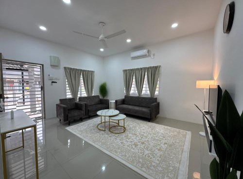 Harees Homestay