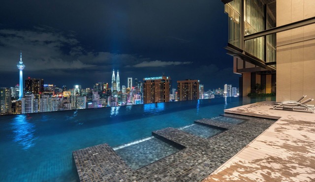 Harmony Luxury Suites At Lucentia BBCC
