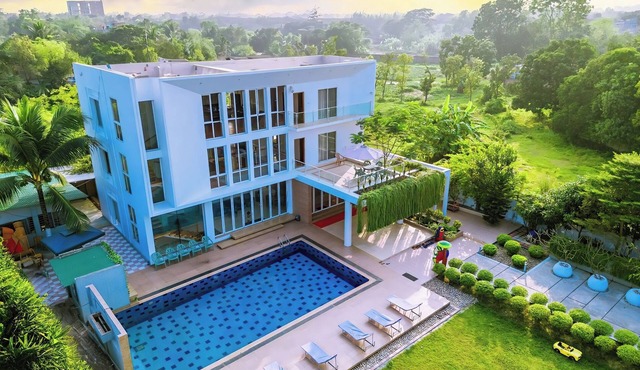 Hazari Cottage & Resort