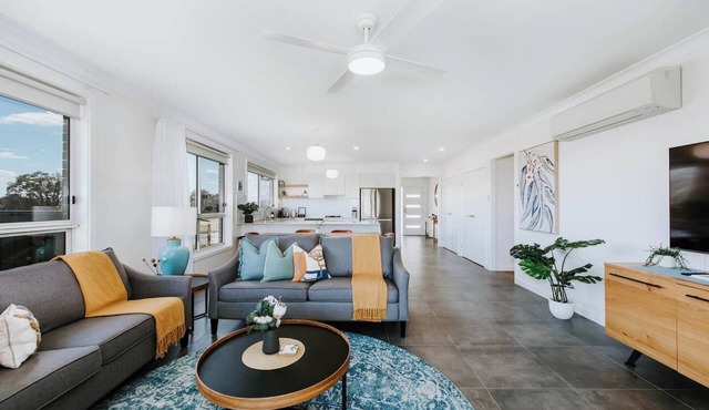 Helvetia Modern Comfort meets Country Convenience
