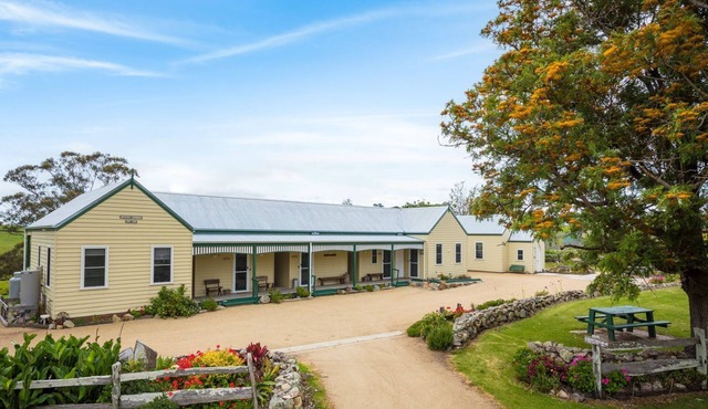 Henkley Cottage 1 - Isaiah