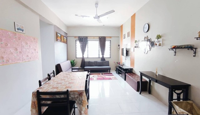 Hidanah Sutravilla Homestay