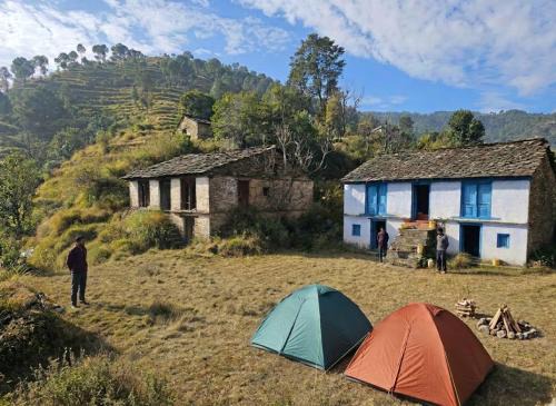 Hiking hillstay
