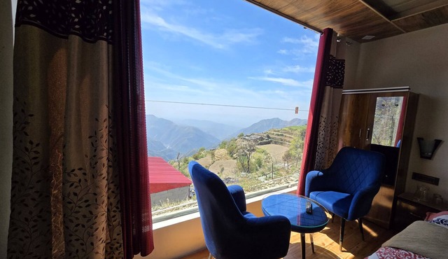 Hill View Retreat