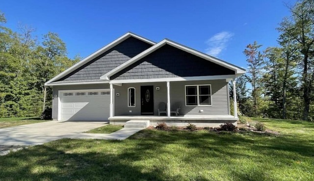 Hillside Pines | Private Lewiston Retreat in Lewiston