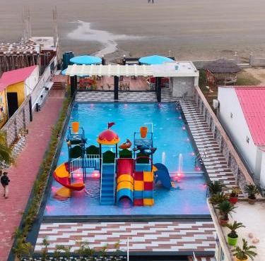 Hindusthan Inn - On Beach