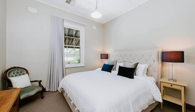 Historic Riverfront Residence Farmstay in Cullenbone