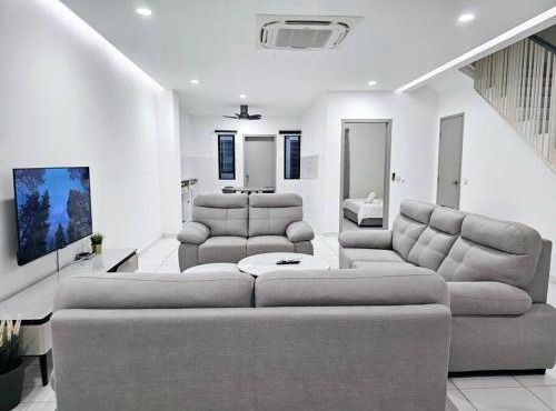 HM Residence IIII 3km - Setia City Convention