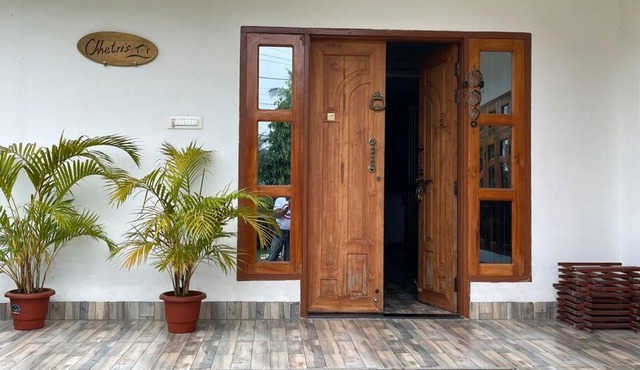 Home away from Home (Spacious Independent Villa)