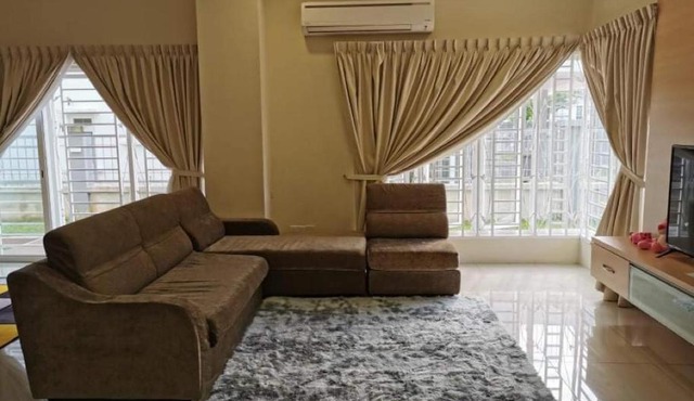 Home in Melaka's Finest Golf Course