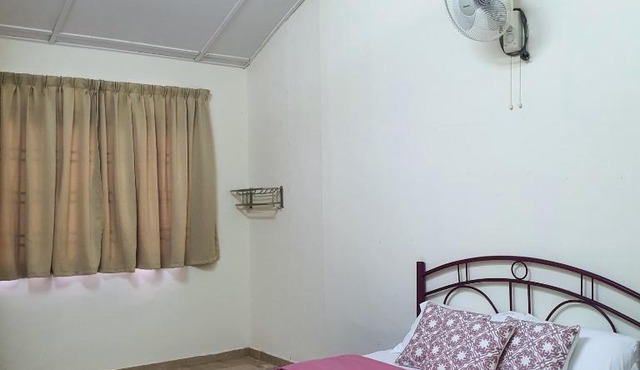Homestay Ayah (IM2)