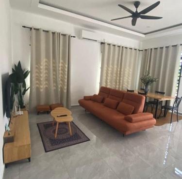 HOMESTAY BAJET AL-KAUTSAR BANGLO PRIVACY BERDEKATAN UNISZA, UMT, IPG, MRSM KT, AIRPORT, Kuala Nerus
