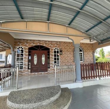 HOMESTAY Teratak Besut (HA)