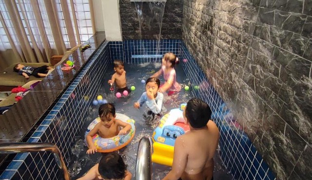 Homestay Wee Inn JB INDOOR POOL