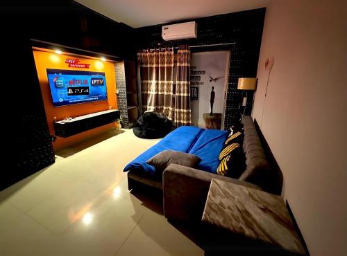 Hostel by zooFamily