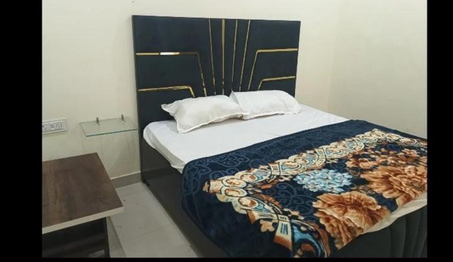 Hotel 007
