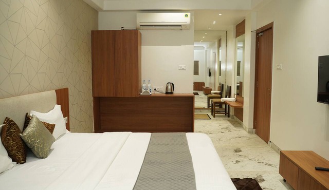 Hotel Bajaj Residency