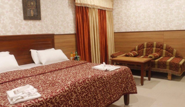 Hotel Chitra Park