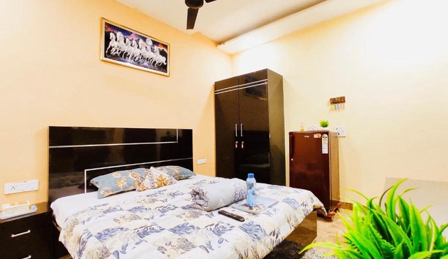 HOTEL CROWN ESTATE - Feel Comfort