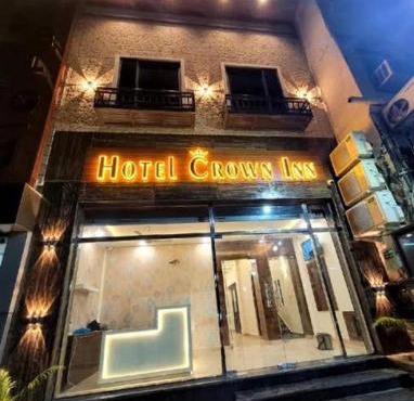 Hotel Crown Inn
