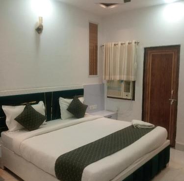 Hotel Devi inn in Varanasi