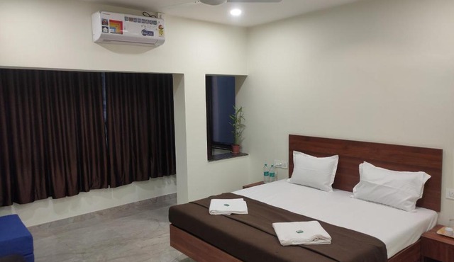 Hotel Dwarka Executive