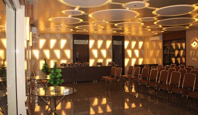 Hotel Empire