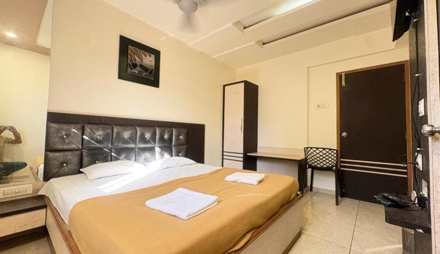 Hotel Falcon Ulhasnagar by Hotelist