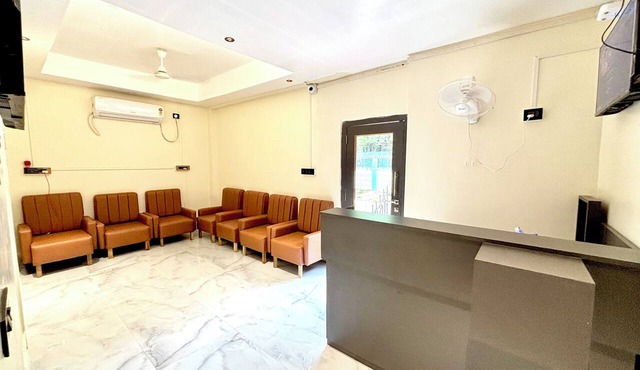 Hotel Fivetel in Barasat