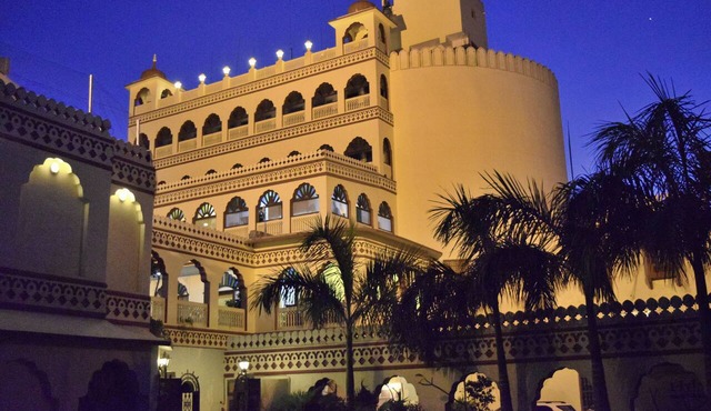 Hotel Fort Chandragupt Jaipur